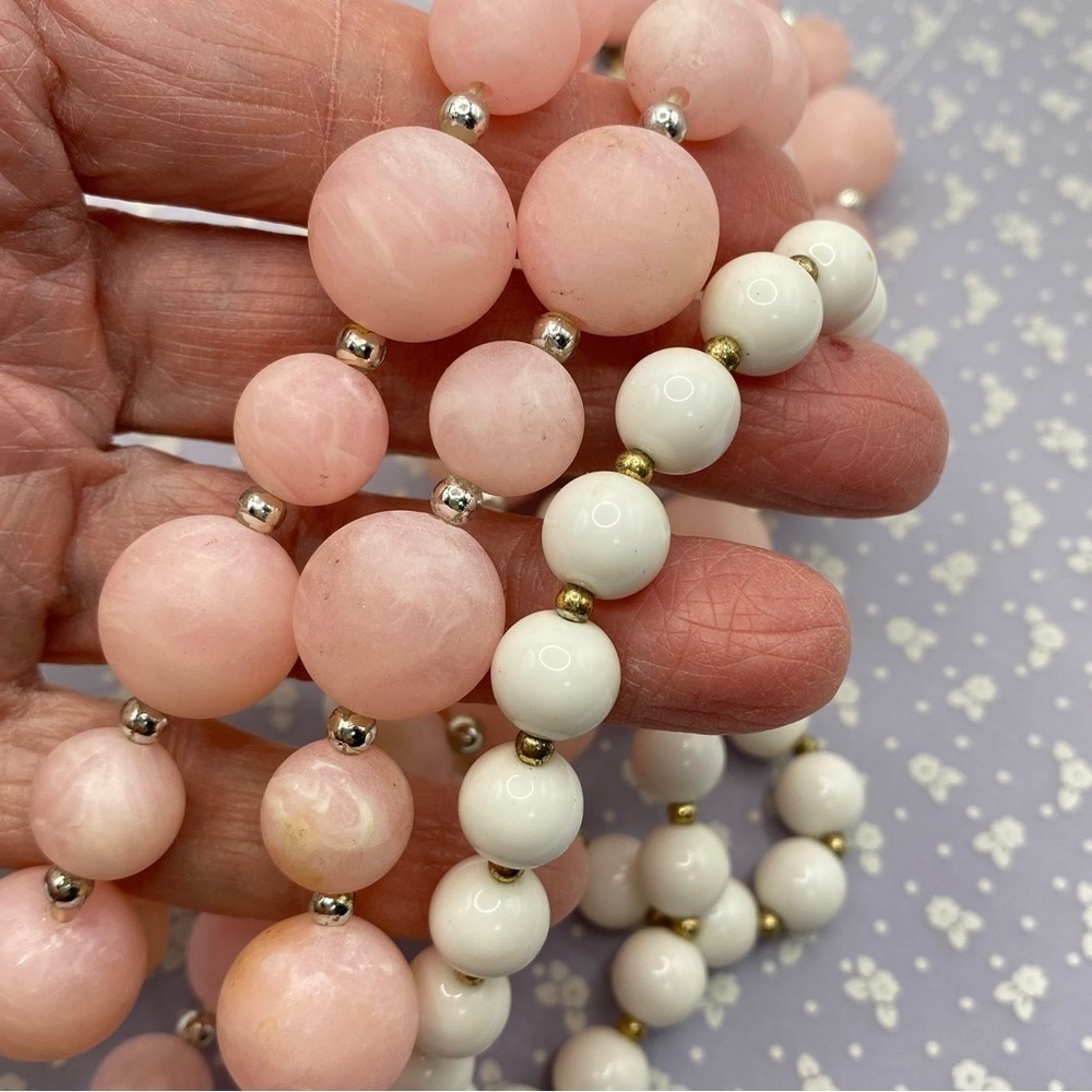 Vintage Necklaces Pink & White Beads Grannycore